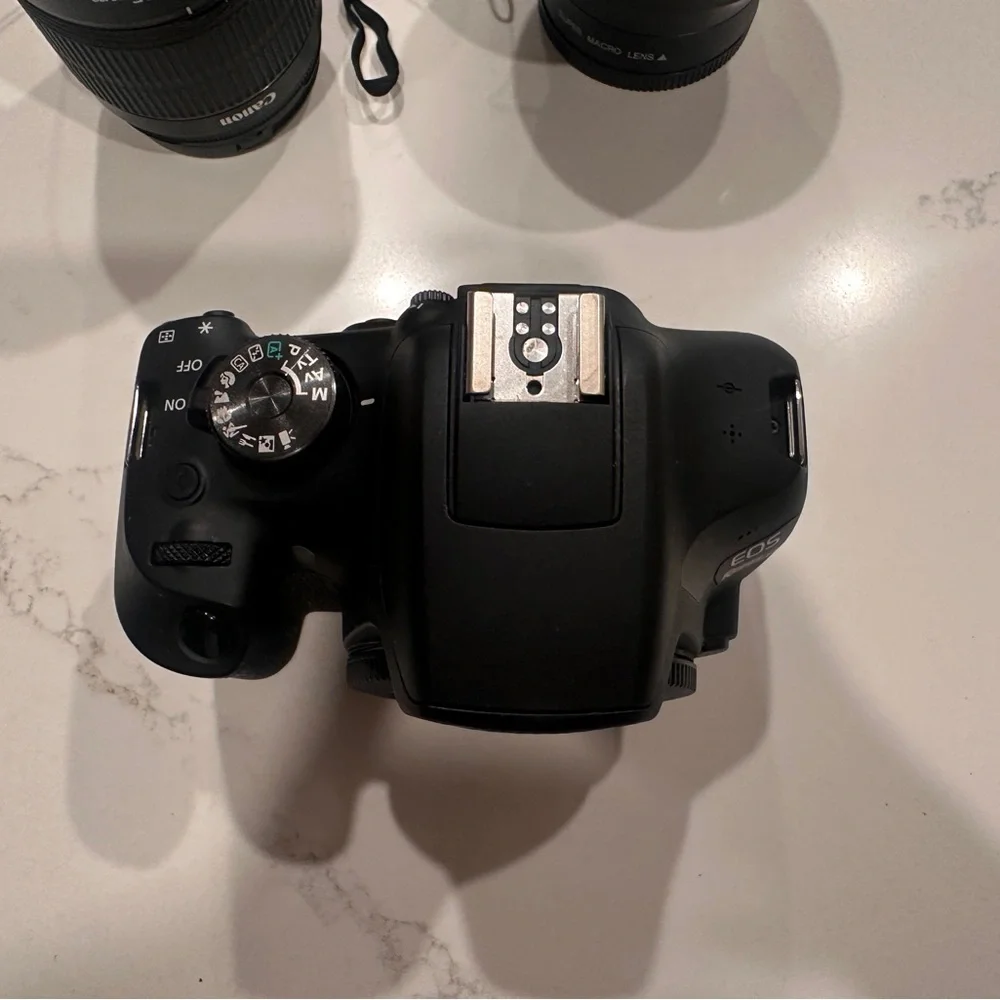 Used canon EOS rebel t7 with lenses